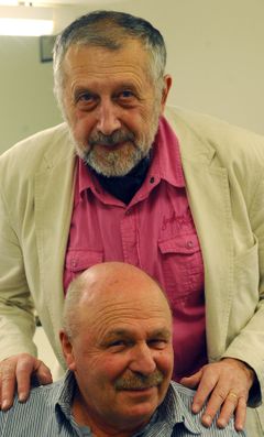 Petr Skoumal (dole) a Jan Vodňanský v roce 2011.