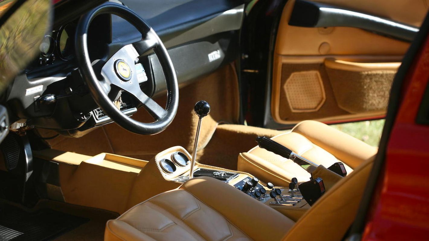 Ferrari 308 GTS QV ze seriálu Magnum