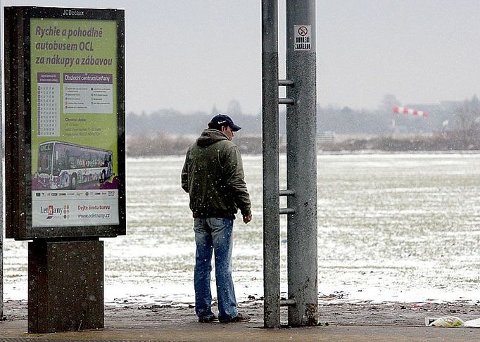 Autobus ujel, třeba pojede volský potah