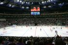 Nižší mantinely i hrabla z NHL. O2 arena se připravuje na MS