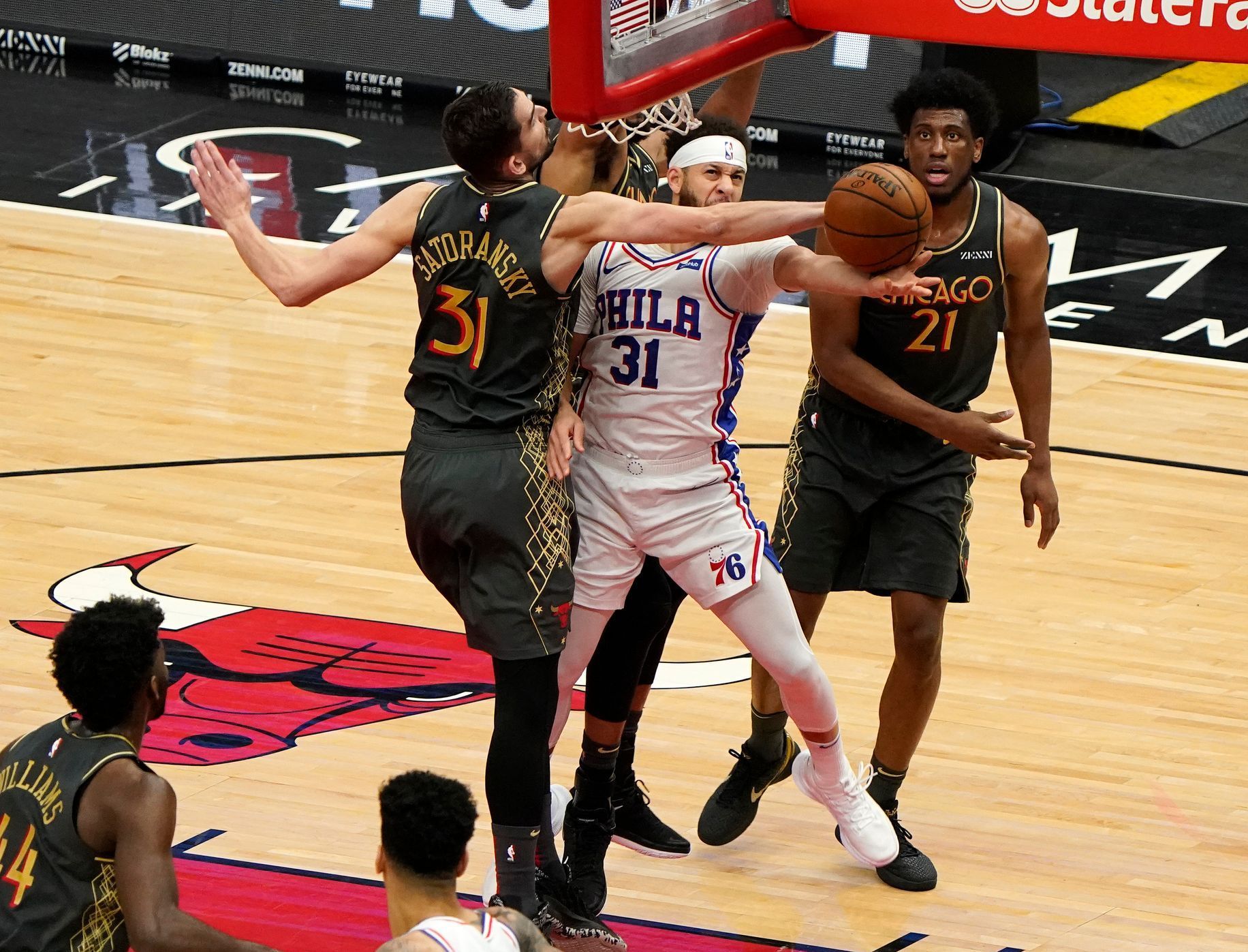 basketbal, NBA 2020/2021, Philadelphia 76ers at Chicago Bulls, Tomáš Satoranský, Seth Curry