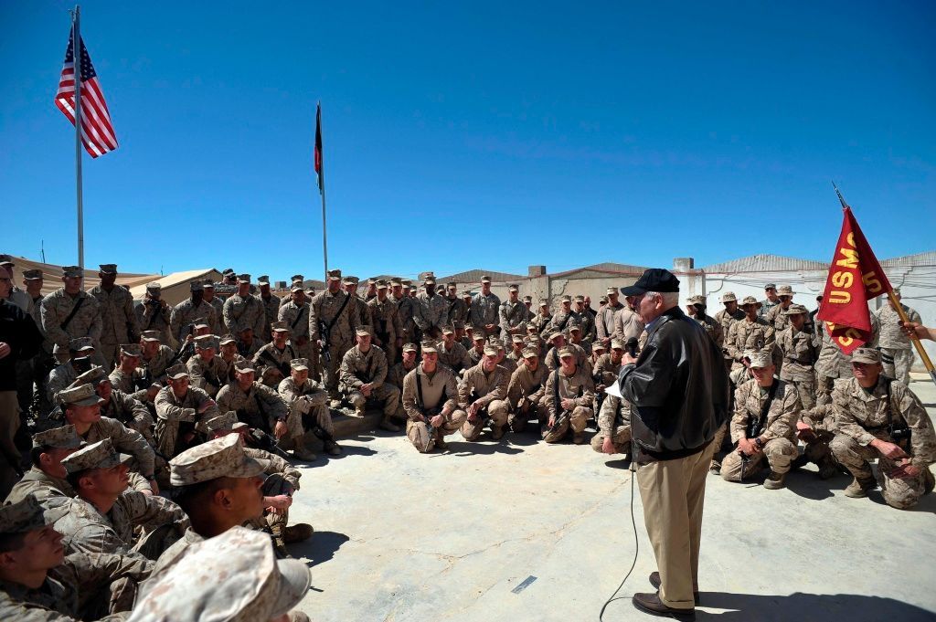 Ministr obrany USA Robert Gates v Afghánistánu