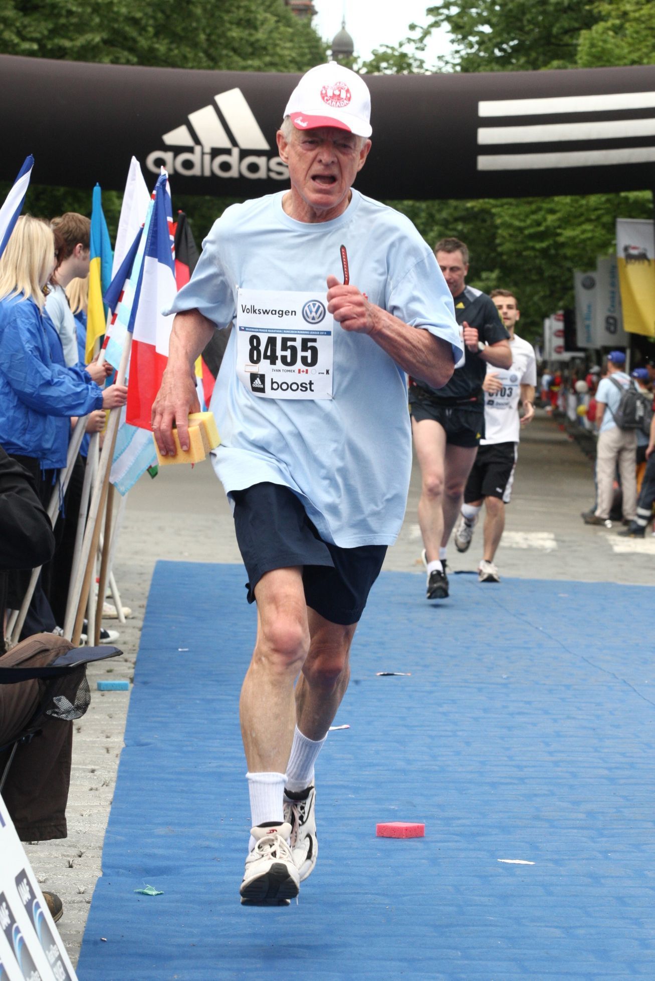 74letý maratonec Ivan Tomek