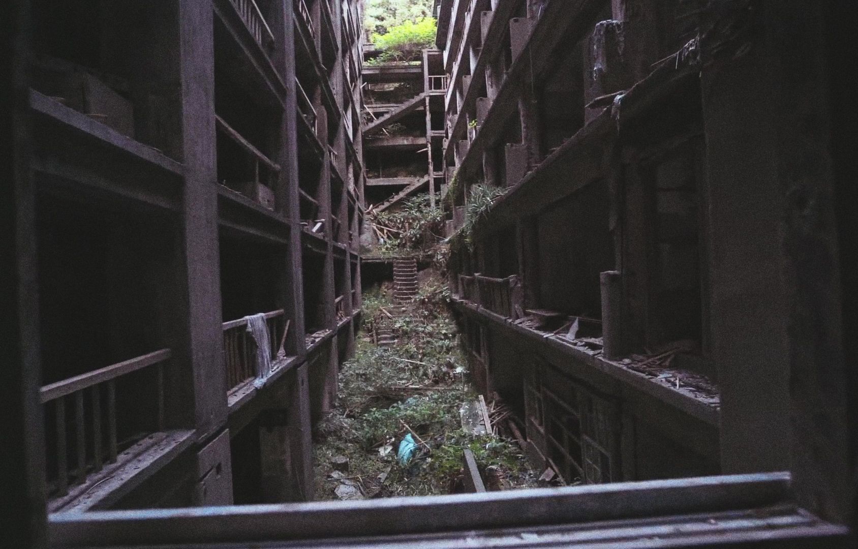 Jednorázové užití / Fotogalerie / Hashima / Youtube