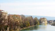 … nebo italské industriální město Ivrea na severozápadě země, které ve 20. století představovalo významné průmyslové místo.