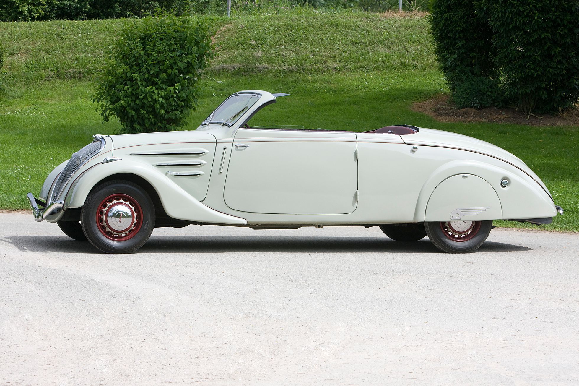 Peugeot historie