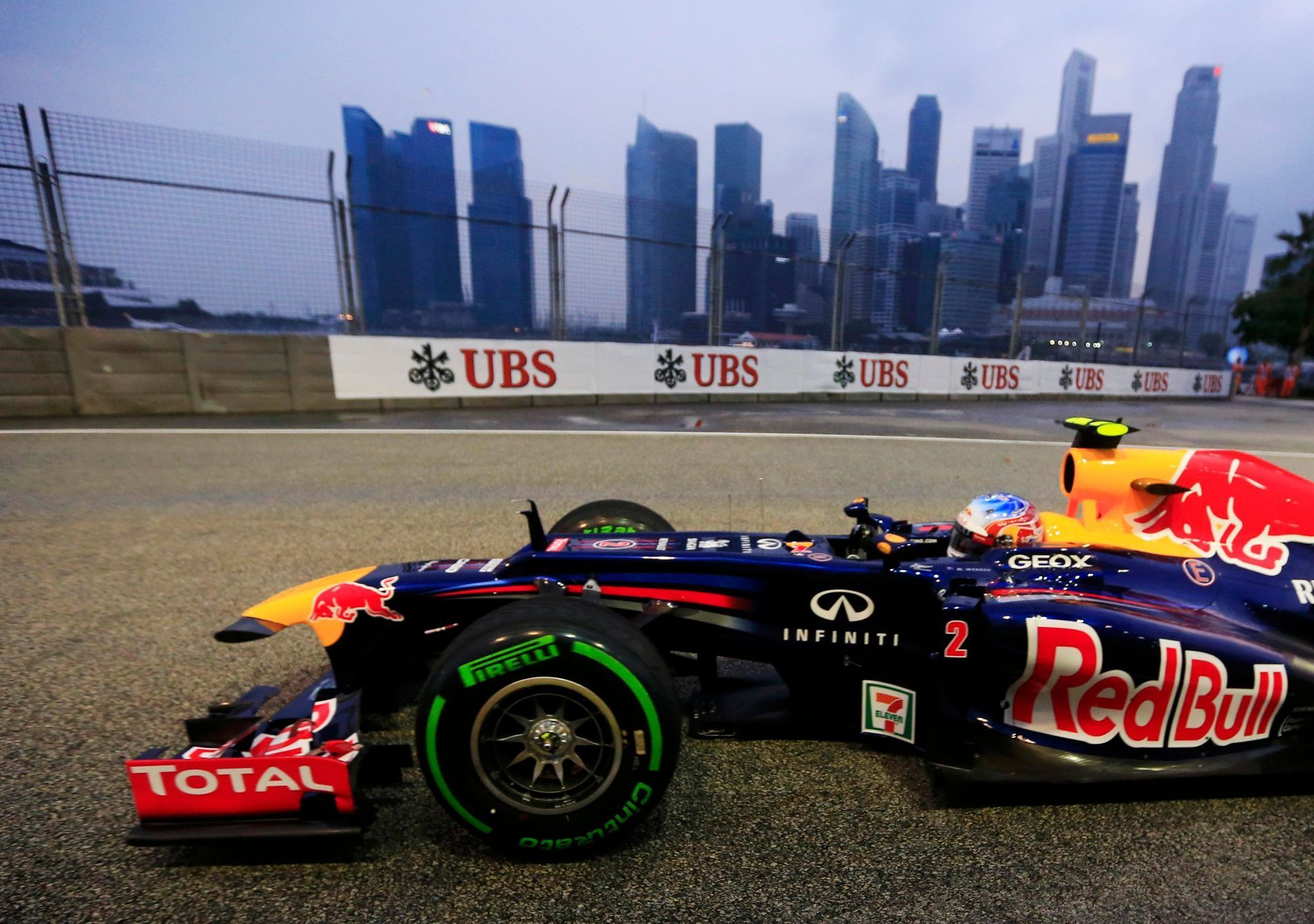 Mark Webber na tréninku v Singapuru