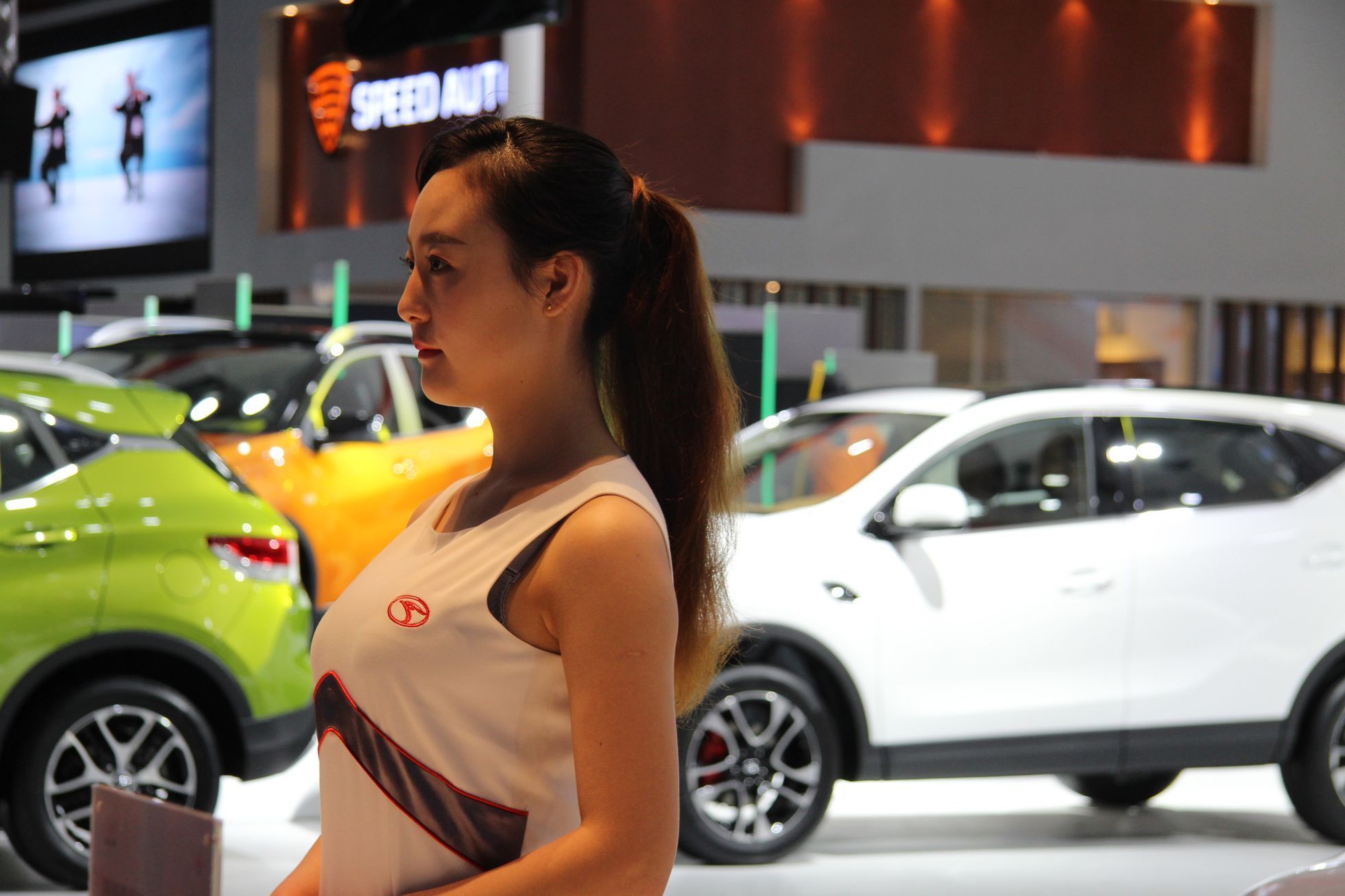 hostesky autosalon Šanghaj 2017