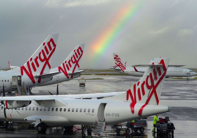 Letadla aerolinií Virgin Atlantic na letišti v Sydney