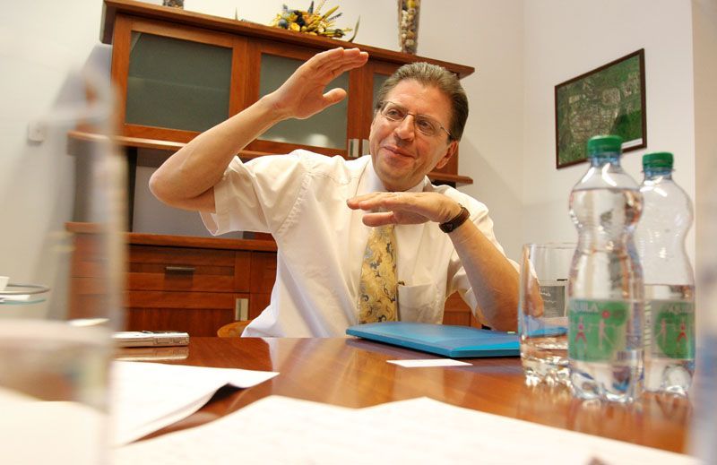 François Vleugels, ředitel Unipetrol, a.s.