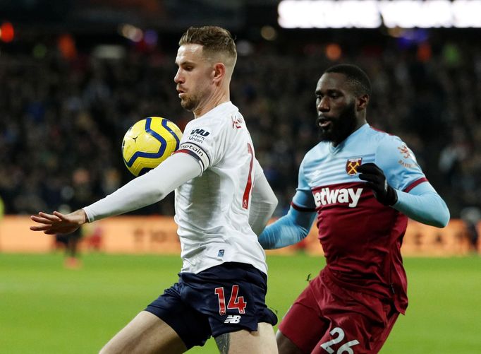 Soccer Football - Premier League - West Ham United v Liverpool - London Stadium, London, Britain - January 29, 2020   West Ham United's Arthur Masuaku in action with Live