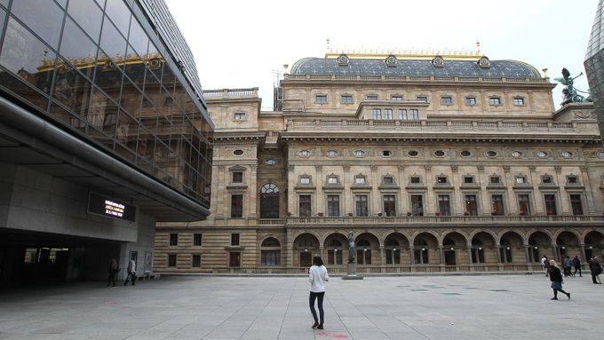 Piazzetta Národního divadla
