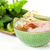 Nudlová polévka pho z Vietnamu