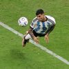 Cristian Romero v zápase MS 2022 Argentina - Mexiko
