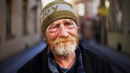 Nejvíc mě bolí, když si mě lidi ani nevšimnou, na ulicích nosí masky, říká autor blogu roku
