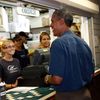 Politici na prázdninách: Barack Obama v restauraci
