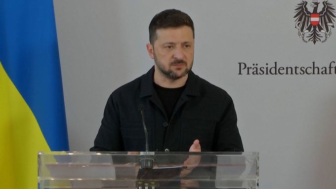 Podle ukrajinského prezidenta jde o eskalaci teroru.