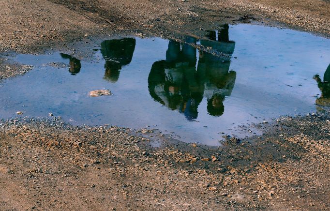 Syrské běžence od cesty z Turecka do Evropy zřejmě neodradí ani plán EU na přesidlování přímo z uprchlických táborů.