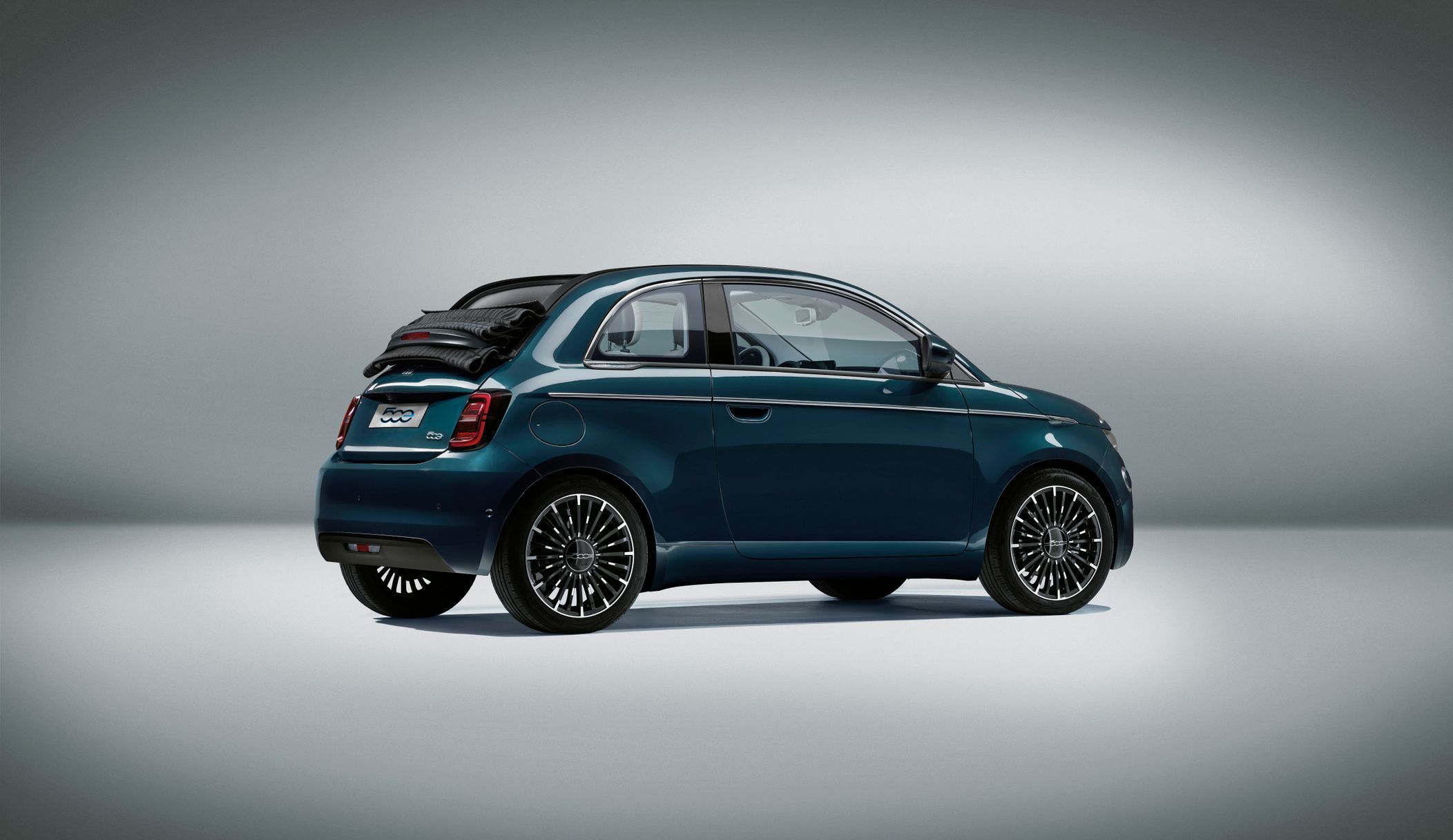 Fiat 500e nová generace elektromobil