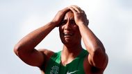 Americký desetibojař Ashton Eaton se raduje z nového světového rekordu, který vytvořil při závodech v americkém Eugene v roce 2012. Jeho rekord činil 9039 bodů a pokořil tak 11 let staré maximum Romana Šebrleho.