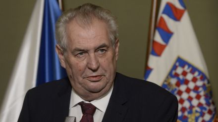 Zeman si Trumpa za jeho vystupování váží. Podívejte se, jak okomentoval výsledek voleb