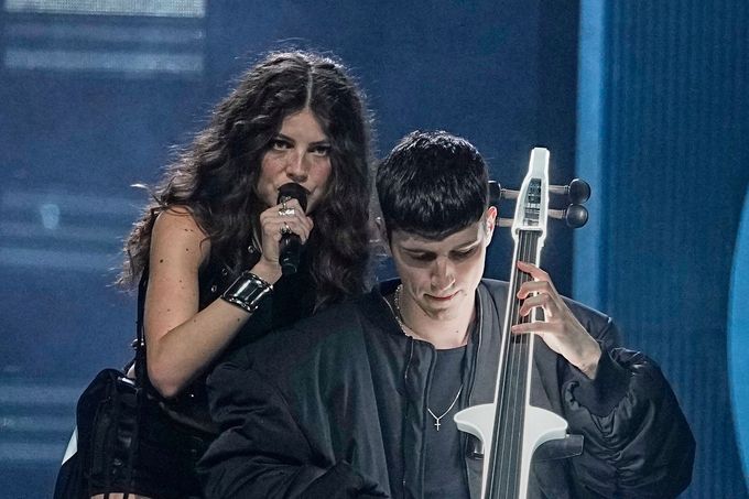 V rámci letošního ročníku Eurovize vystoupilo rakouské hudební duo Abor & Tynna.