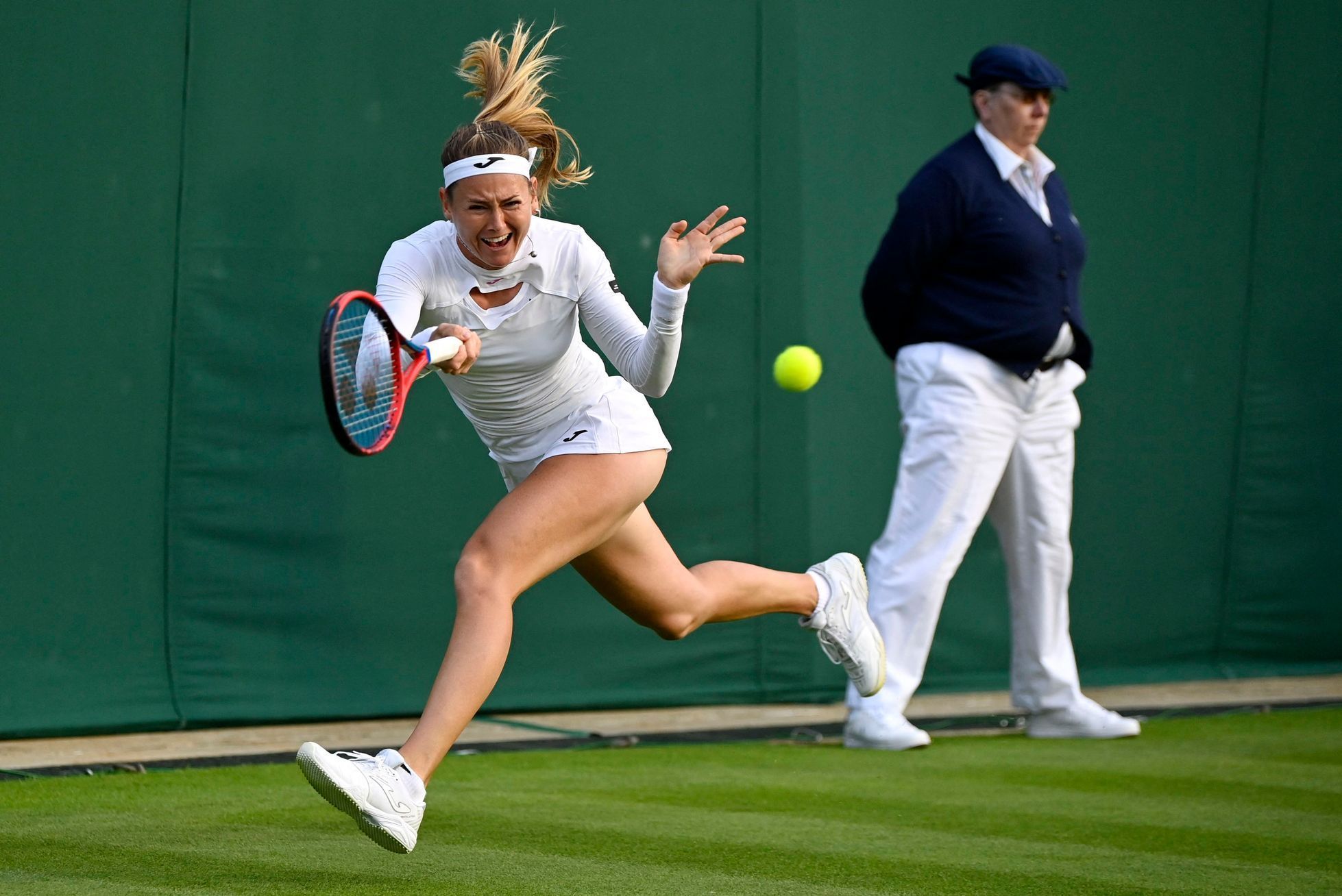 Wimbledon 2022, 1. den (Marie Bouzková)