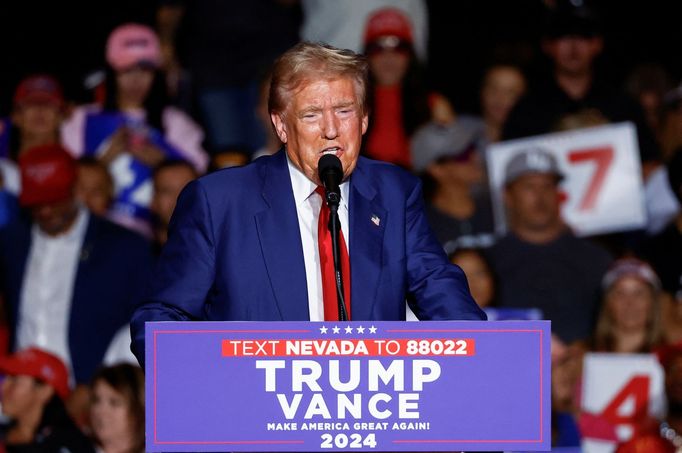 Kandidát na amerického prezidenta Donald Trump na předvolebním shromáždění v Las Vegas 13. září 2024