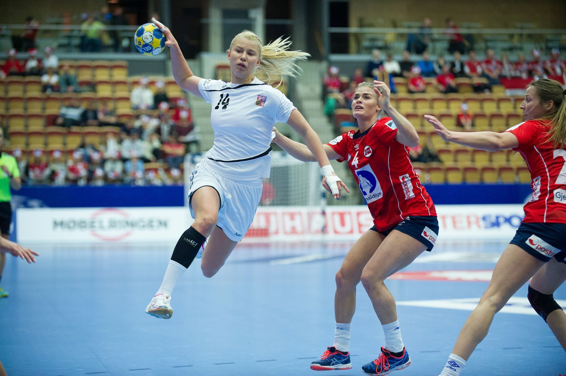 Česko - Norsko, mistrovství Evropy házenkářek 2016