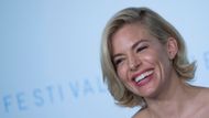 V porotě zasedla i americko-britská herečka Sienna Miller.