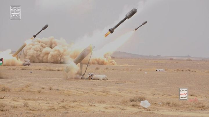 Izrael zaskočil další nepřítel. Húsíové odpalují rakety a vysílají drony až z Jemenu; Zdroj foto: Reuters