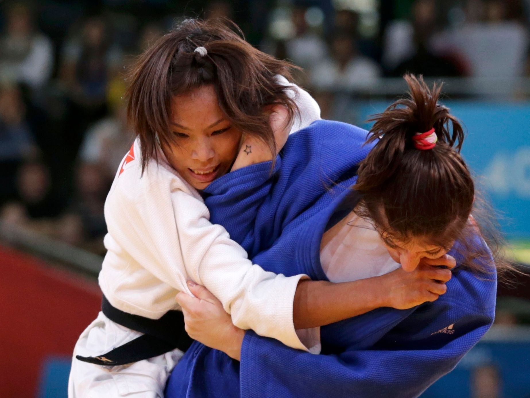 Judo na OH v Londýně 2012 - ilustrační obrázek: Kaori Matsumotová vs. Corina Caprioriuová