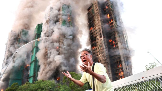 Požár bytového komplexu v Hongkongu.