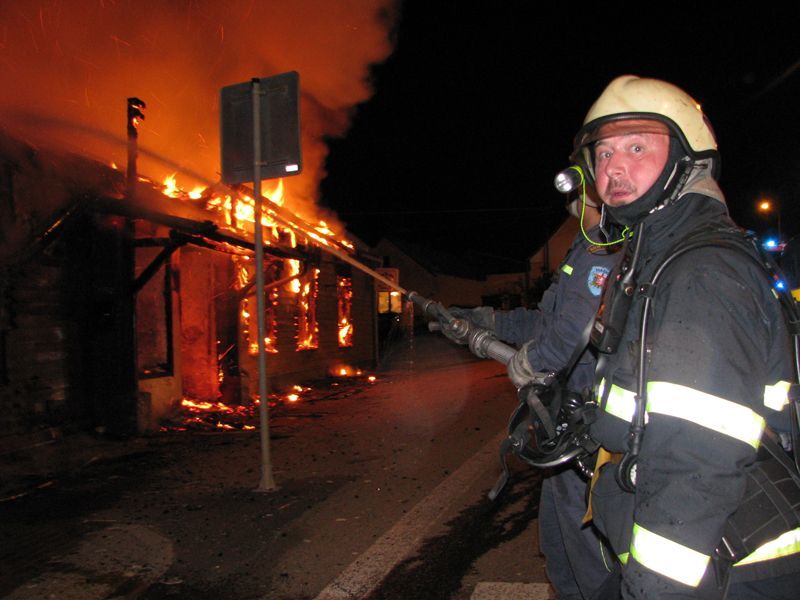 Požár hospody v Netřebicích
