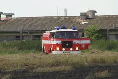 Při požáru chatky objevili hasiči mrtvolu bezdomovce