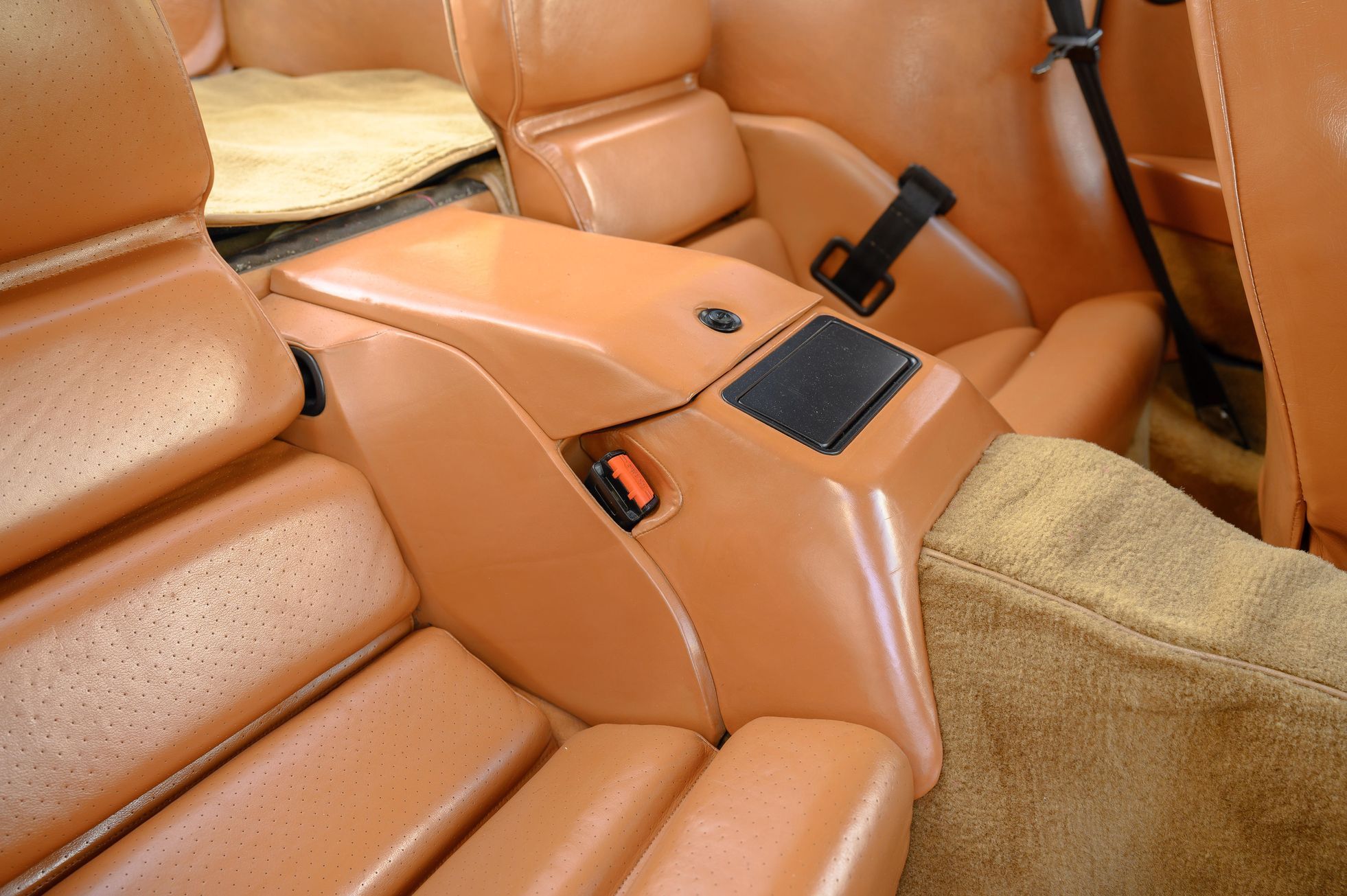 Porsche 928