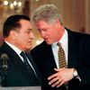 Husní Mubarak a Bill Clinton