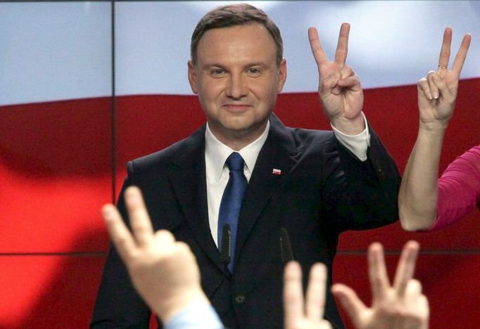 Andrzej Duda, vítěz prvního kola polských prezidentských voleb.