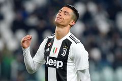 Video: Ronaldo zahodil před úterním soudem penaltu, přesto Juventus jasně vyhrál