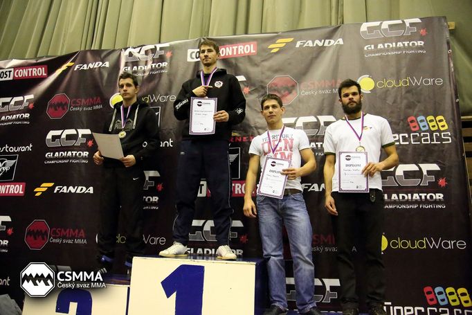 První český amatérský šampionát MMA