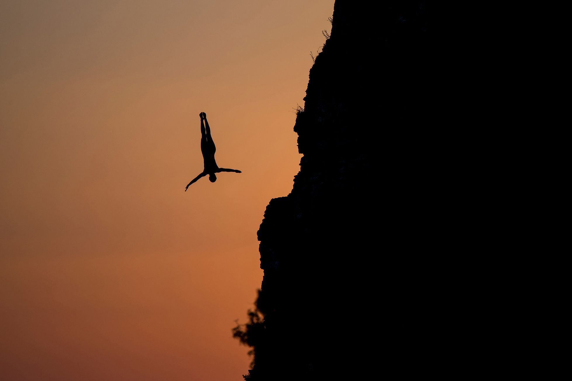 Krása minimalistické sportovní fotografie podle fotoeditorů Red Bullu