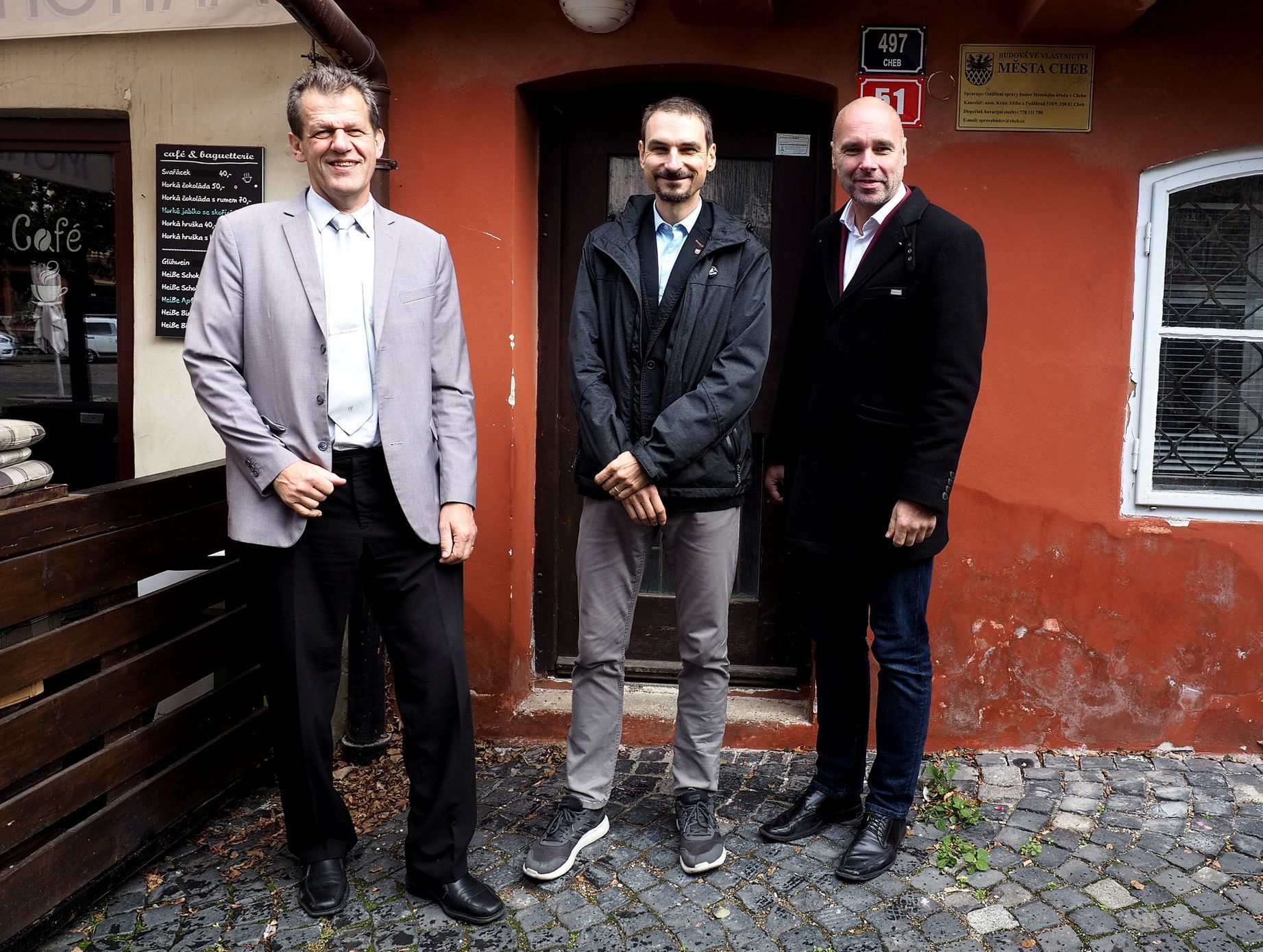 Cheb - senátor Miroslav Plevný, starosta Antonín Jalovec, místostarosta Jiří Černý