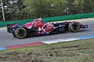 Ingo Gerstl v monopostu formule 1 Toro Rosso z roku 2006 v Brně