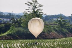 Jižní Korea obvinila KLDR, že nad její území vyslala balony s odpadky a výkaly