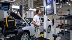 Škoda Superb iV s plug-in hybrid v továrně Kvasiny