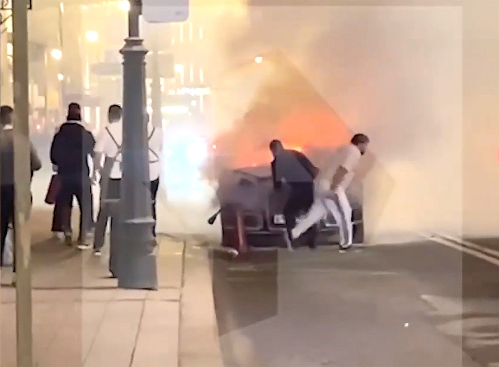Auris, Putin, exploze