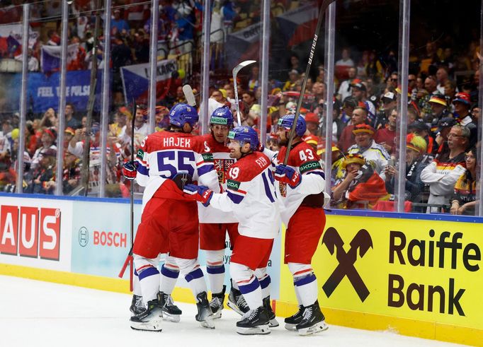 Češi slaví gól v zápase MS 2025 Česko - Německo