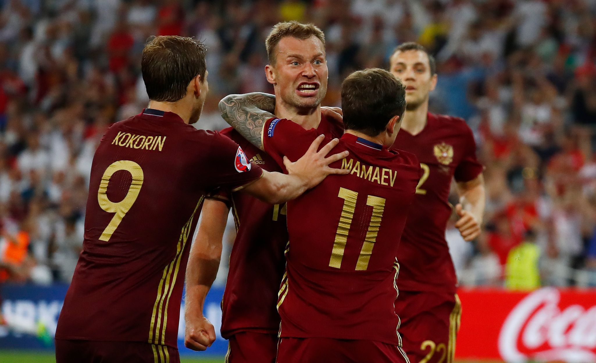 Euro 2016, Anglie-Rusko: Rusové slaví gól na 1:1 (Vasilij Berezuckij)