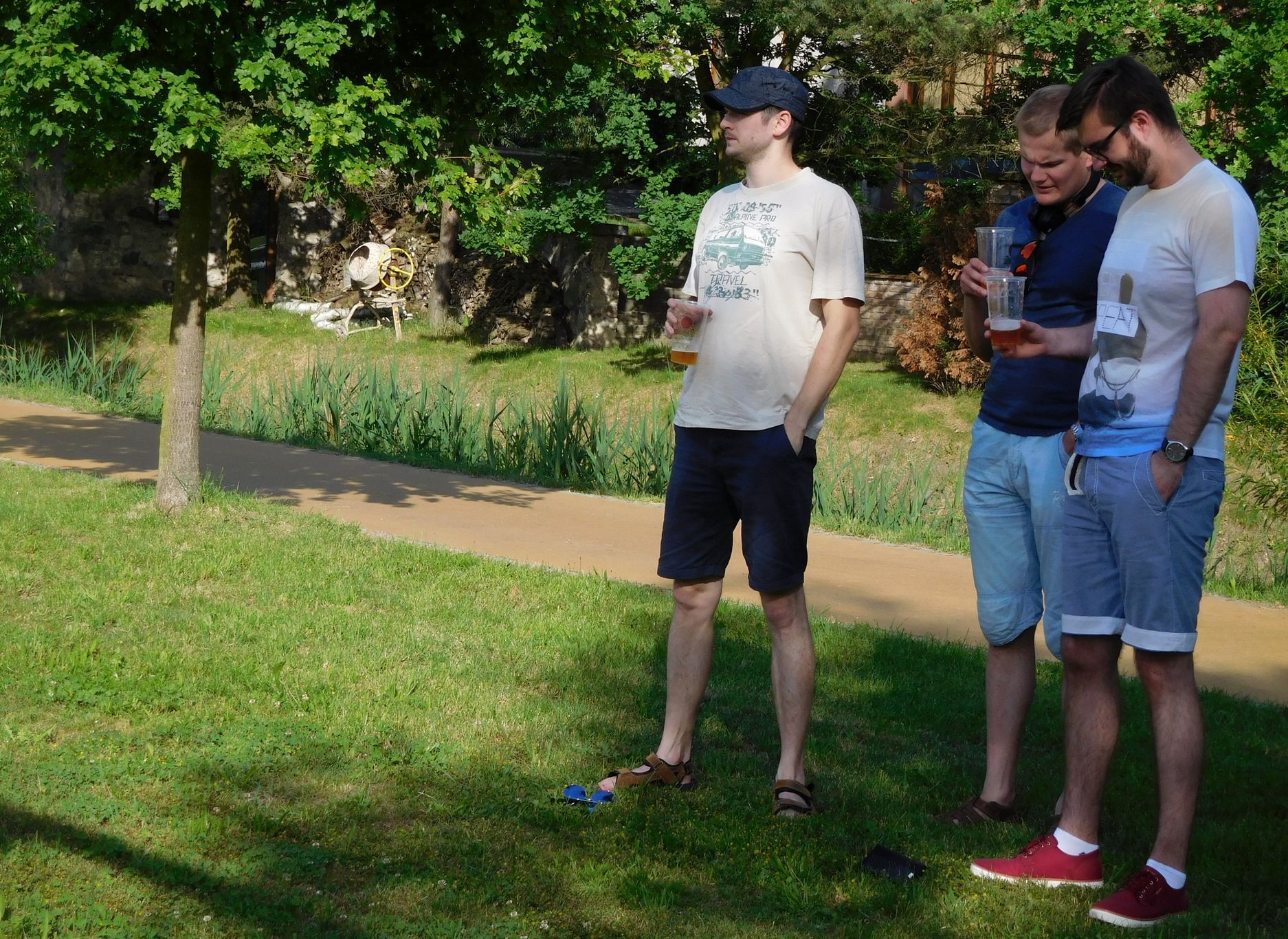 Hokejbalová exhibice na podporu zneužívaných míchaček