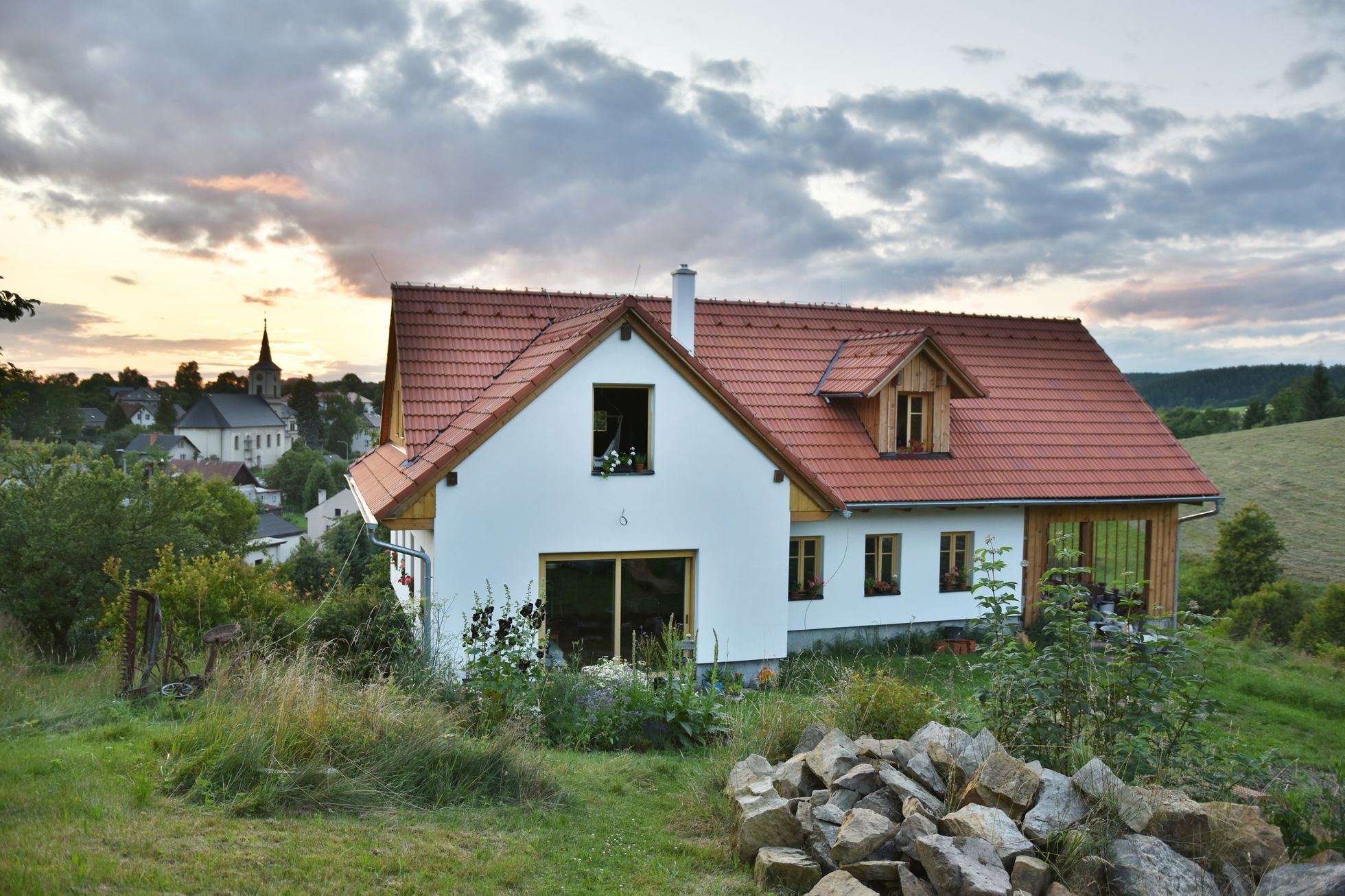 domeček na kopci, dům, rekonstrukce, zahrada, příběh